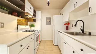 Photo #4: 202517750 Listing 