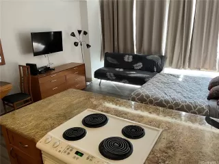 Photo #5: 202517756 Listing 