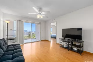 Photo #3: 202517764 Listing 