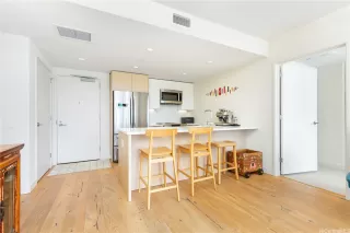 Photo #3: 202517771 Listing 