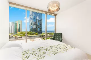 Photo #5: 202517771 Listing 