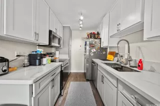 Photo #6: 202517774 Listing 