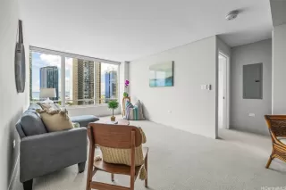 Photo #6: 202517777 Listing 