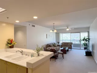 Photo #2: 202517805 Listing 