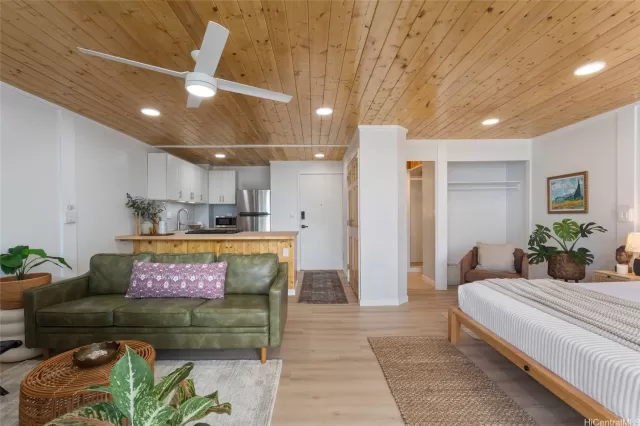 MLS: 202517806 Condo For Sale