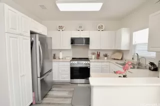 Photo #6: 202517810 Listing 