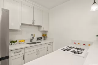 Photo #4: 202517828 Listing 