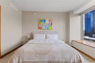 Photo #6: 202517880 Listing 