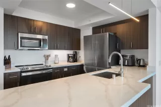 Photo #5: 202517881 Listing 