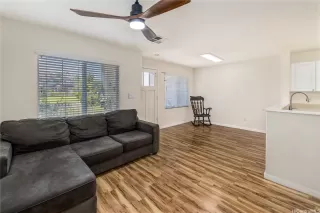 Photo #6: 202517888 Listing 