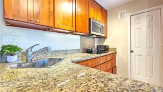 Photo #2: 202517904 Listing 