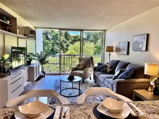 Photo #4: 202517911 Listing 