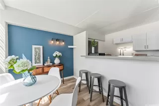 Photo #3: 202517951 Listing 