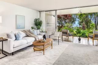 Photo #3: 202517982 Listing 