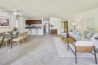 Photo #4: 202517982 Listing 