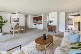 Photo #5: 202517982 Listing 