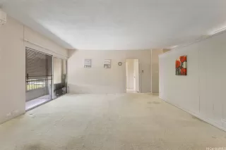 Photo #6: 202517989 Listing 