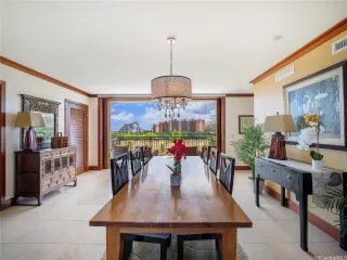 Photo #6: 202518009 Listing 