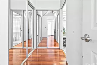 Photo #5: 202518044 Listing 