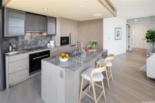 Photo #3: 202518046 Listing 