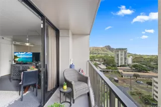 Photo #3: 202518049 Listing 