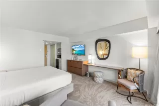 Photo #5: 202518050 Listing 