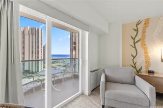 Photo #6: 202518050 Listing 