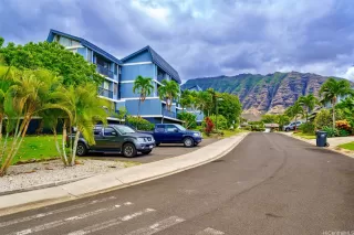 Photo #3: 202518056 Listing