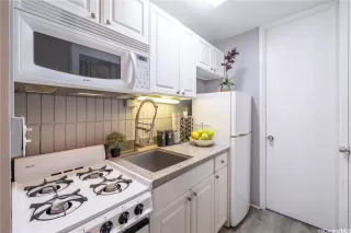 Photo #4: 202518079 Listing 