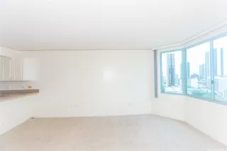 Photo #5: 202518094 Listing