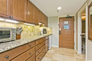 Photo #4: 202518097 Listing 