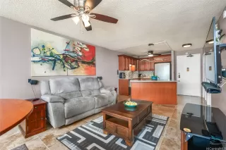 Photo #2: 202518106 Listing 