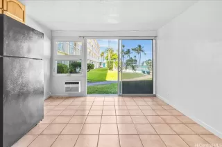 Photo #6: 202518107 Listing 