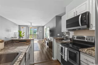 Photo #4: 202518117 Listing 