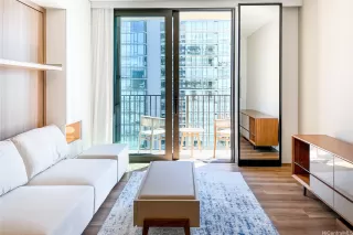 Photo #2: 202518120 Listing 