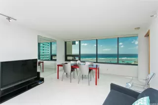 Photo #2: 202518122 Listing 