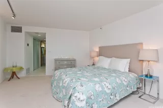 Photo #6: 202518122 Listing 