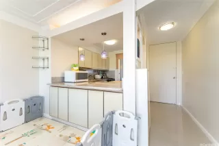 Photo #2: 202518124 Listing 