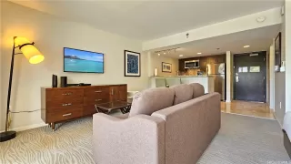 Photo #3: 202518127 Listing 