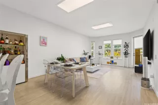 Photo #6: 202518150 Listing 