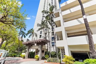 Photo #2: 202518157 Listing 