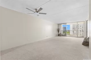 Photo #5: 202518157 Listing 