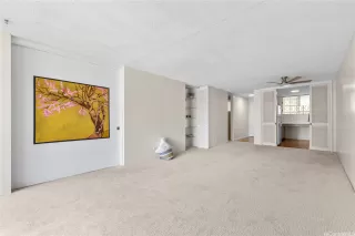 Photo #6: 202518157 Listing 