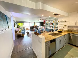 Photo #2: 202518171 Listing 