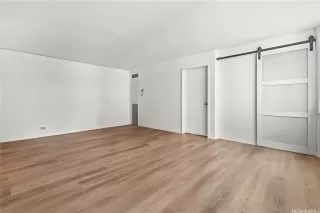 Photo #4: 202518179 Listing 