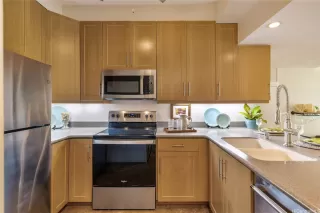 Photo #4: 202518184 Listing 