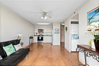 Photo #5: 202518193 Listing 