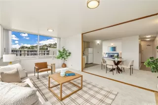 Photo #6: 202518210 Listing 