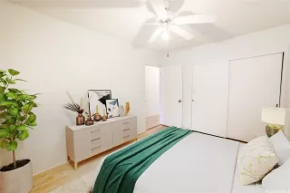 Photo #6: 202518216 Listing 