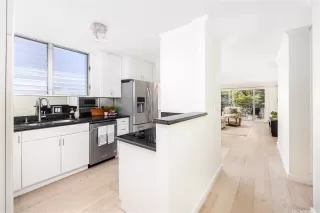 Photo #2: 202518234 Listing 